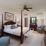 Tortuga Bay